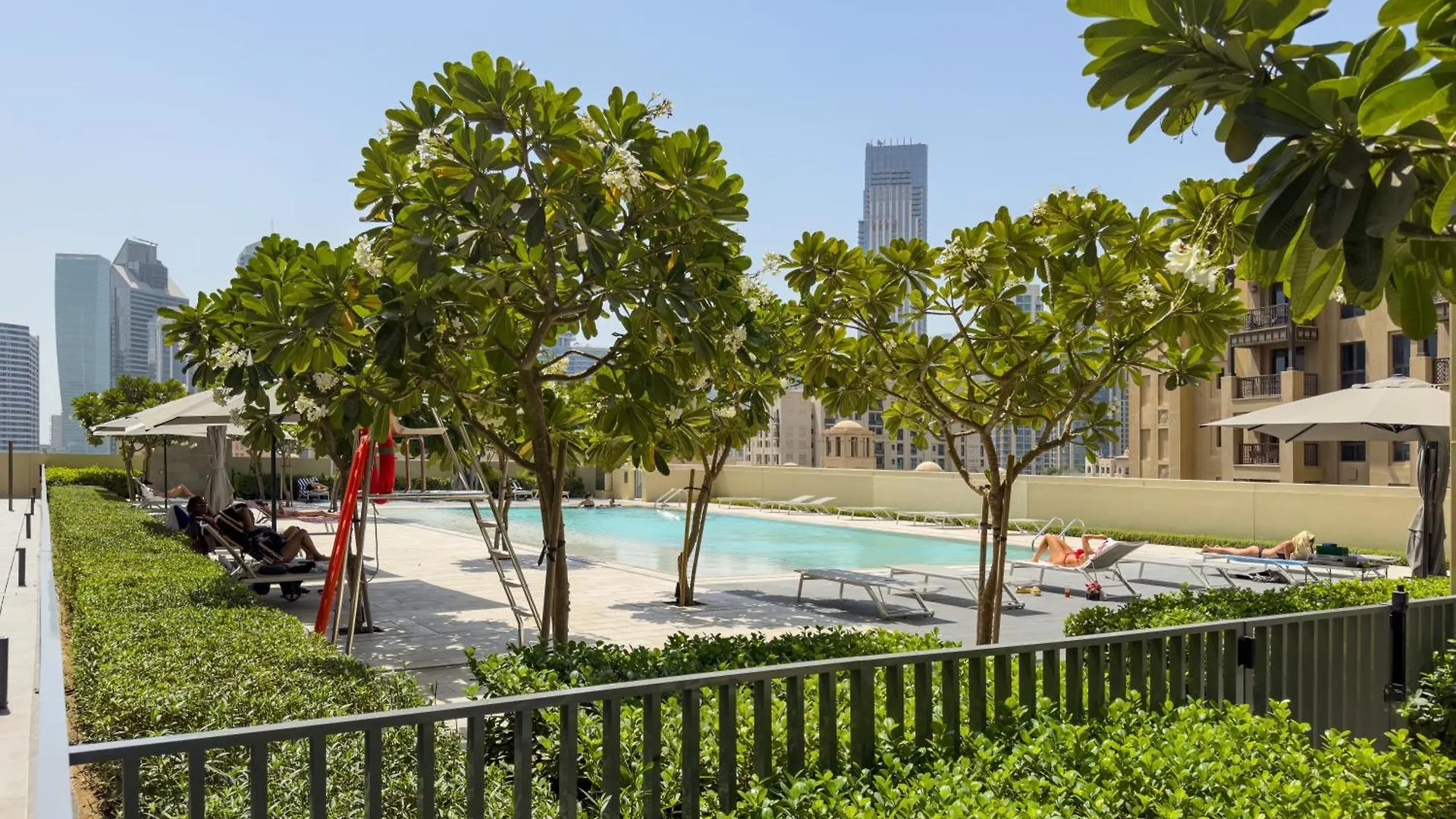 New! Panoramic Burj Khalifa Views At Burj Royale Apartment Dubai