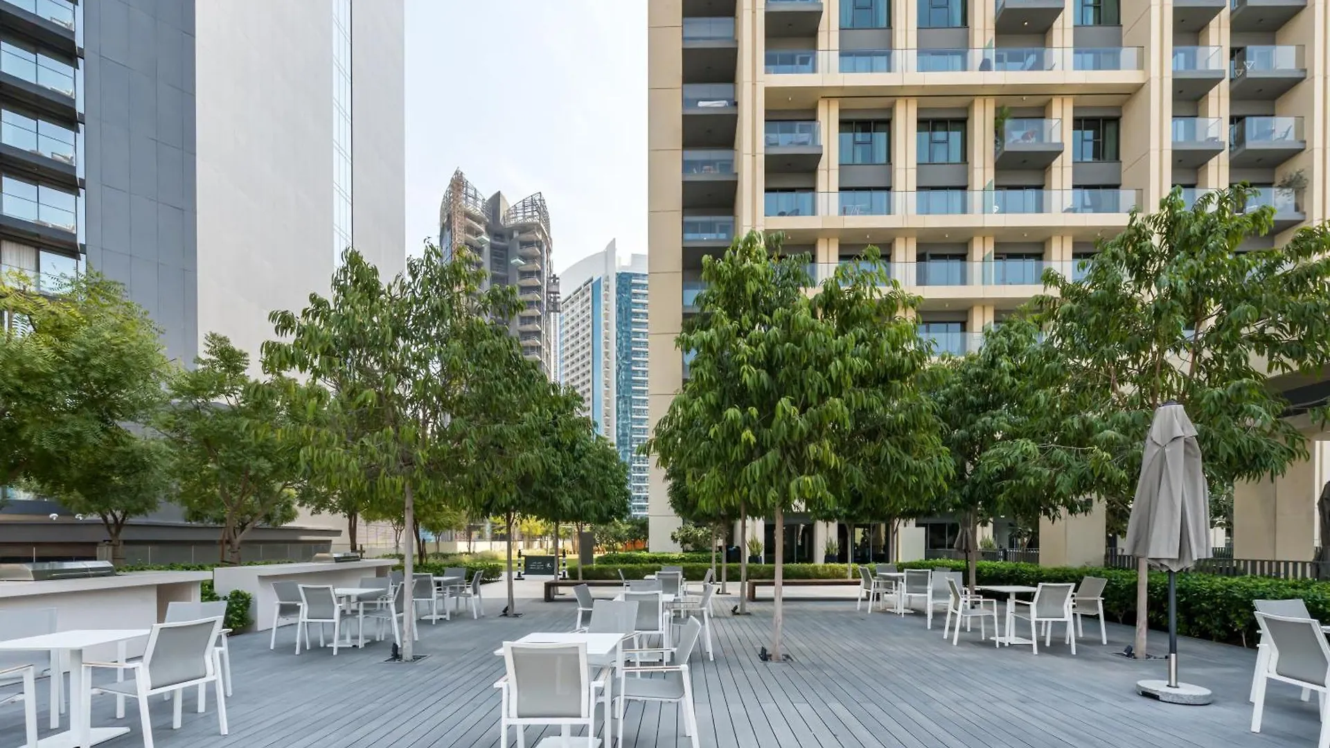 New! Panoramic Burj Khalifa Views At Burj Royale Apartment Dubai